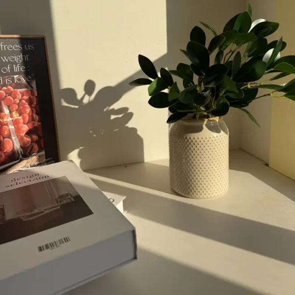 Plants, Simulated Banyan Leaves